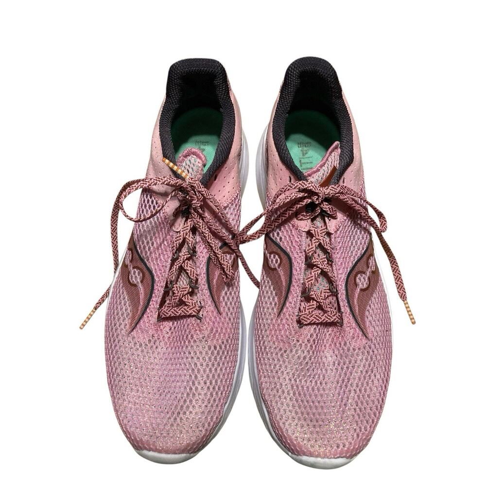 Saucony Women's Kinvara 14 Sneakers, Peony/SPRIG, Size 12 US‎ Pink Black